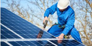 Installation Maintenance Panneaux Solaires Photovoltaïques à Courmenil